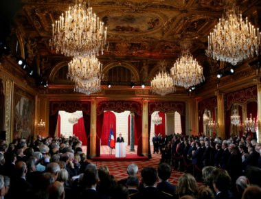Γαλλία: Ανέλαβε και επίσημα την προεδρία ο Ε.Μακρόν- Δείτε τις πρώτες εικόνες!
